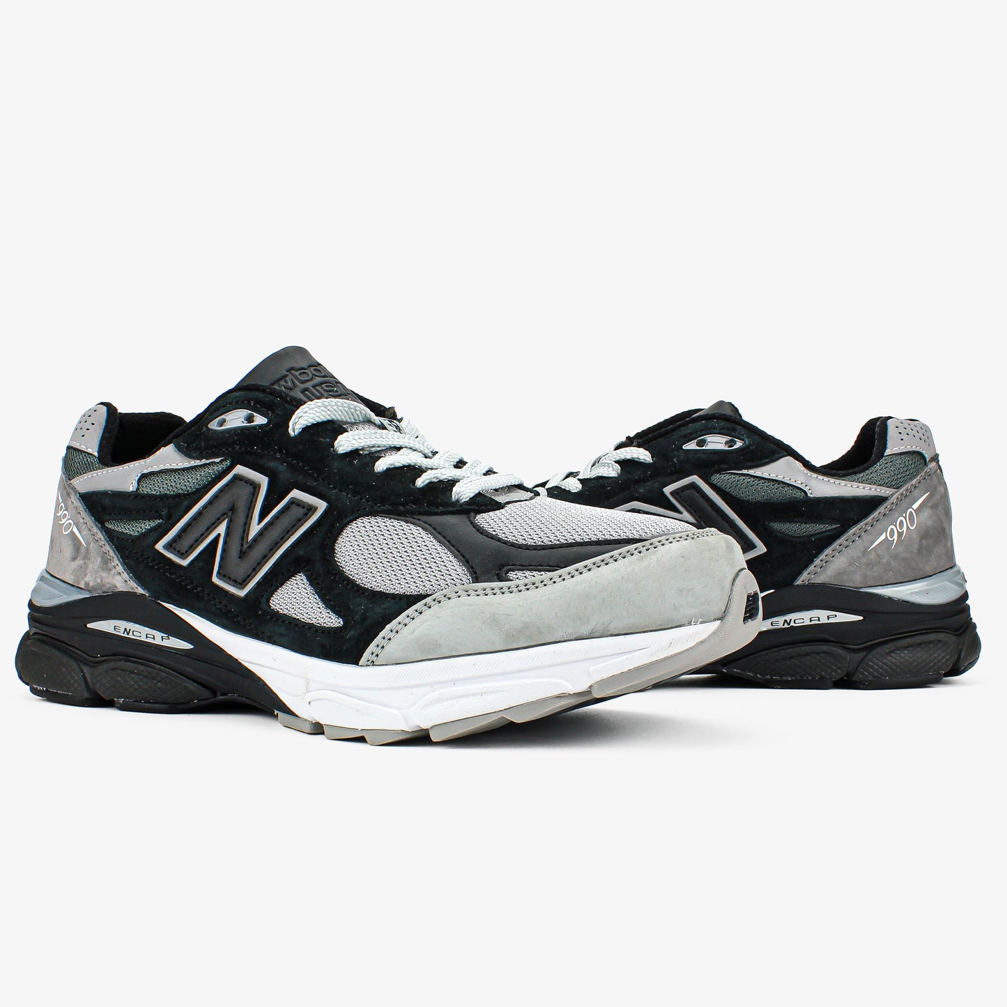 New Balance 990 V3 DTLR Greyscale