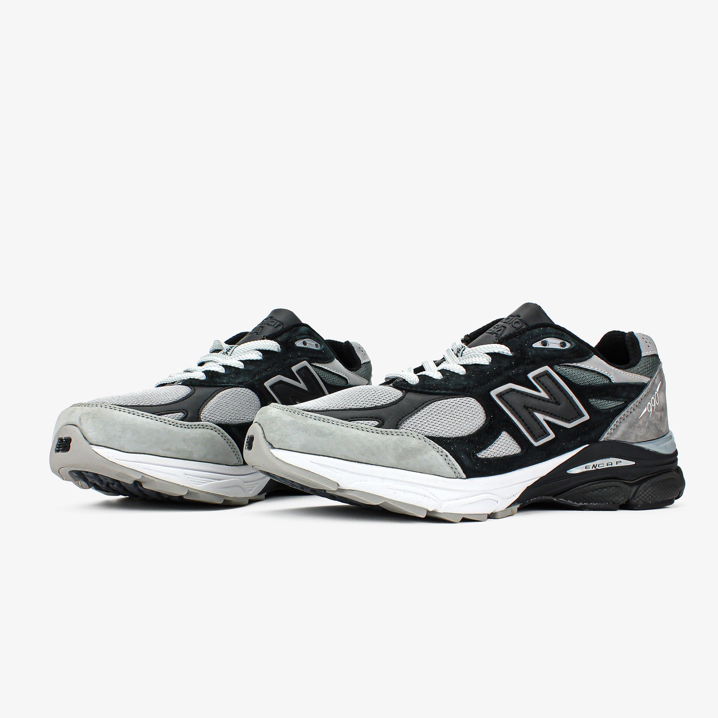 New Balance 990 V3 DTLR Greyscale