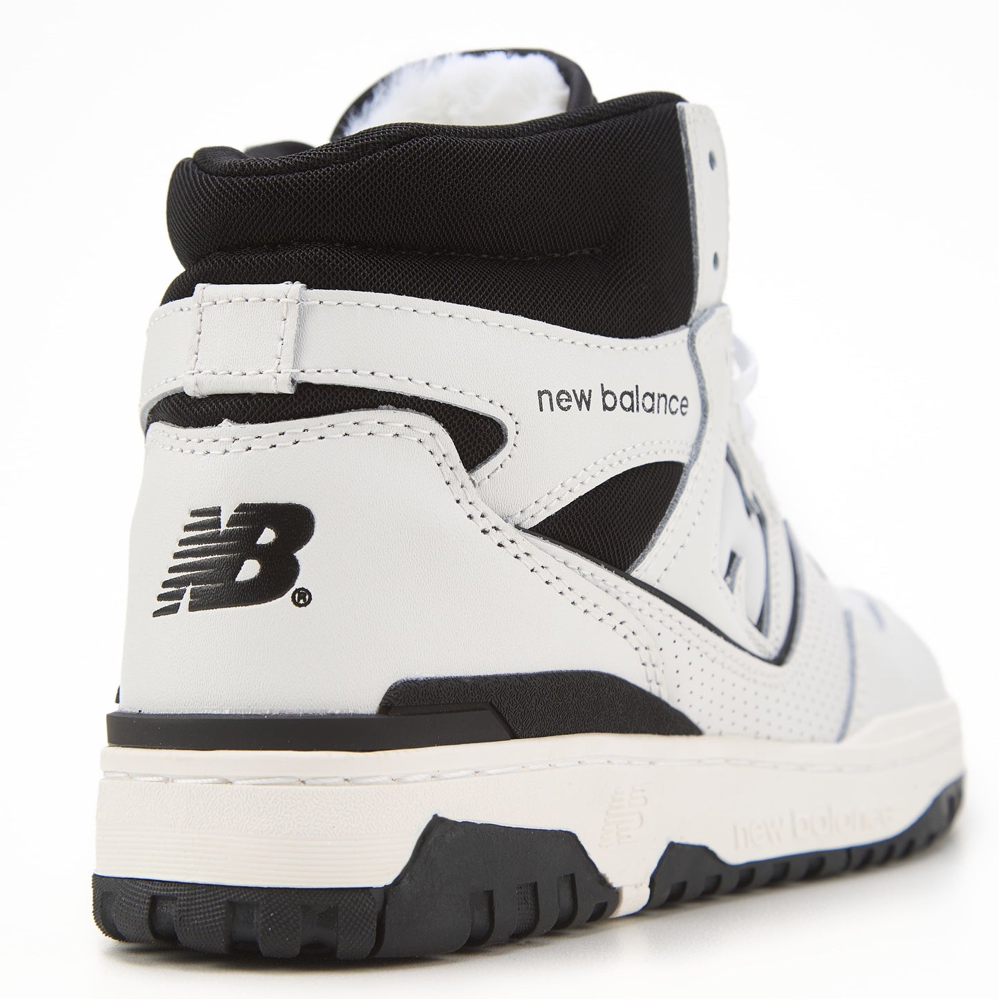 New Balance 650 Hight White Black Fur