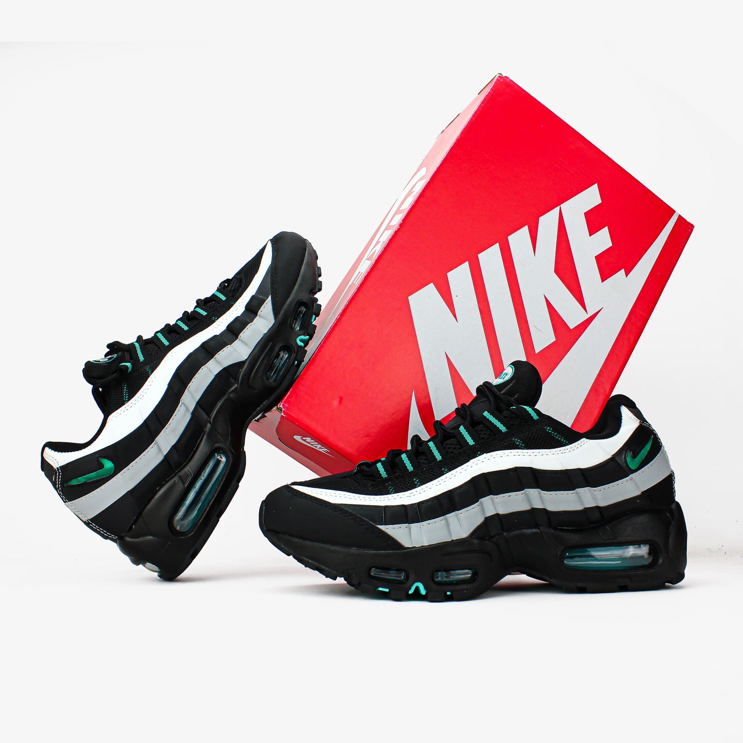 Nike Air Max 95 Black Aurora Green