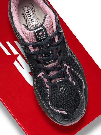 New Balance 1906R Eclipse Pink Taffy Black