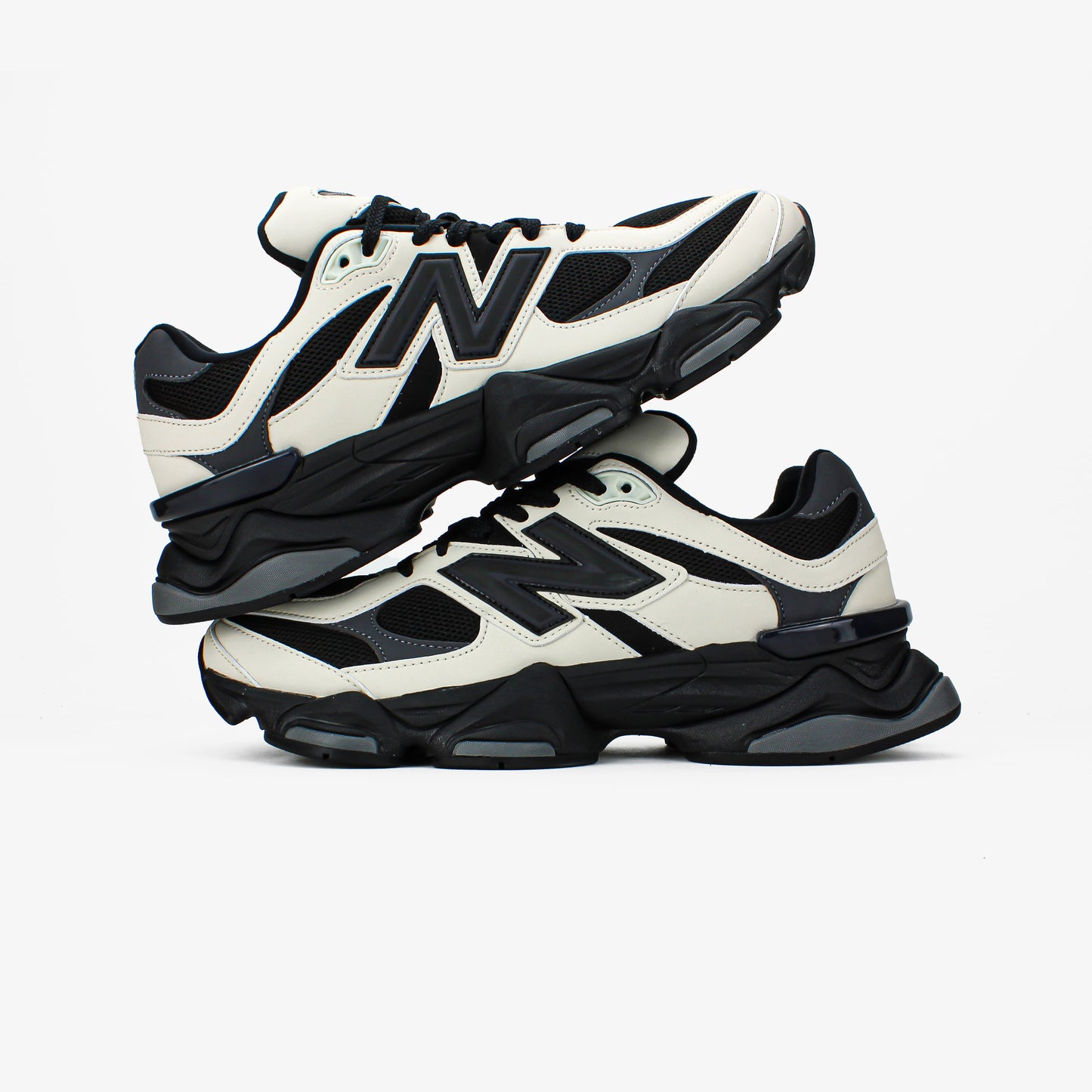 New Balance 9060 Off White Black