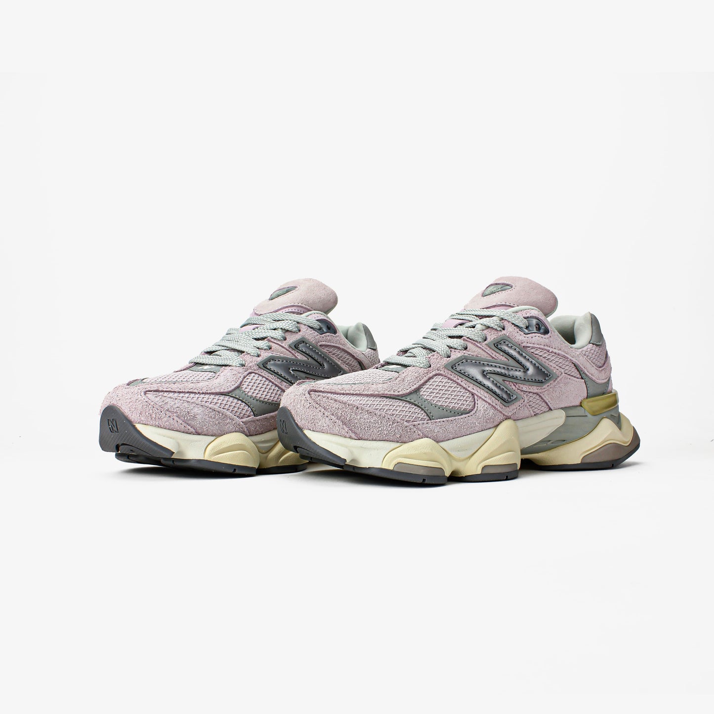 New Balance 9060 Pink Grey