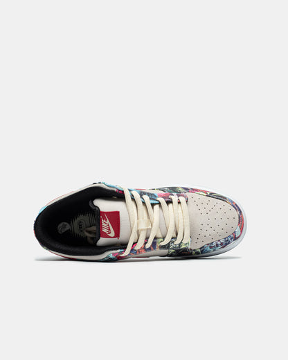NIke SB Dunk Low Paris