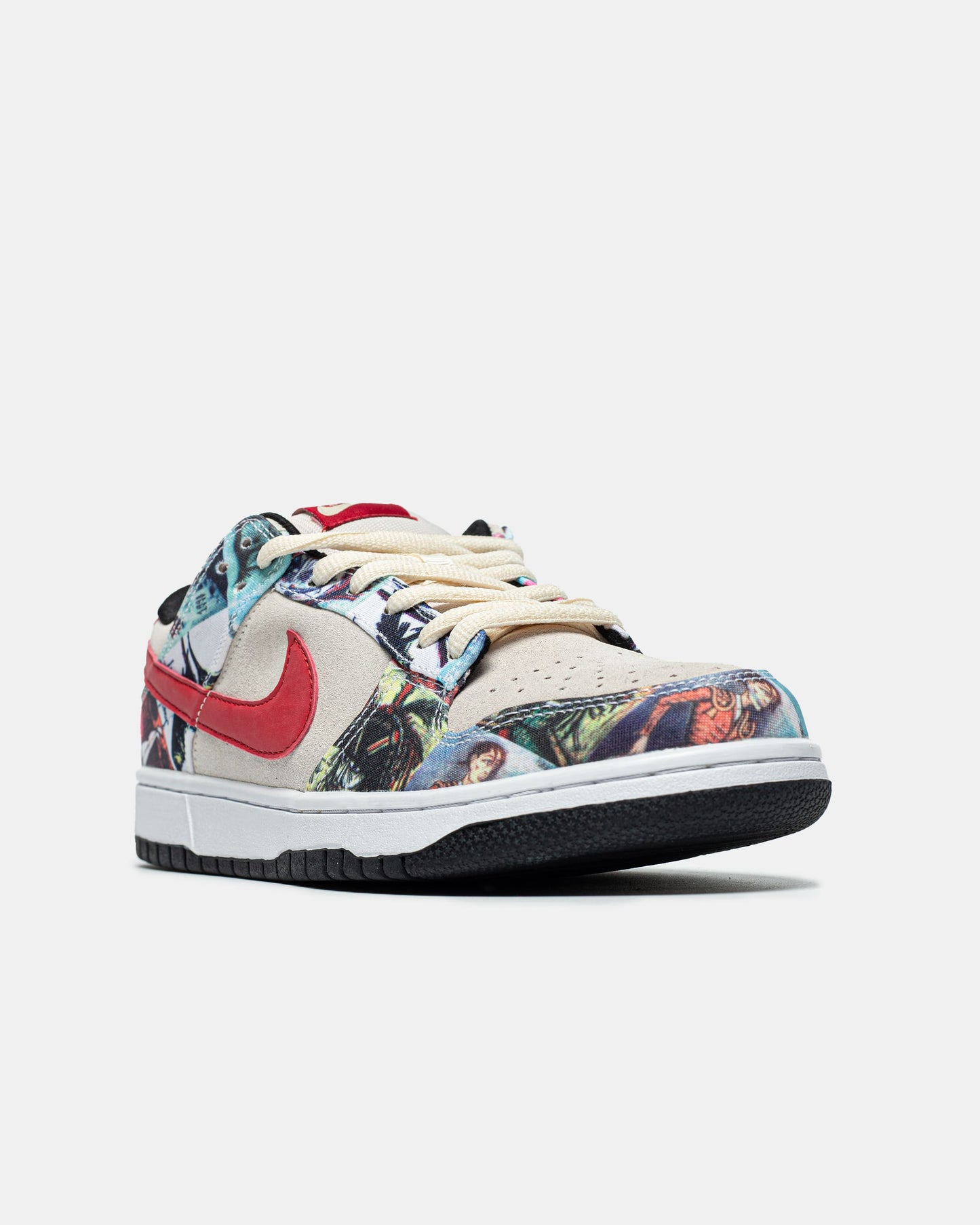 NIke SB Dunk Low Paris