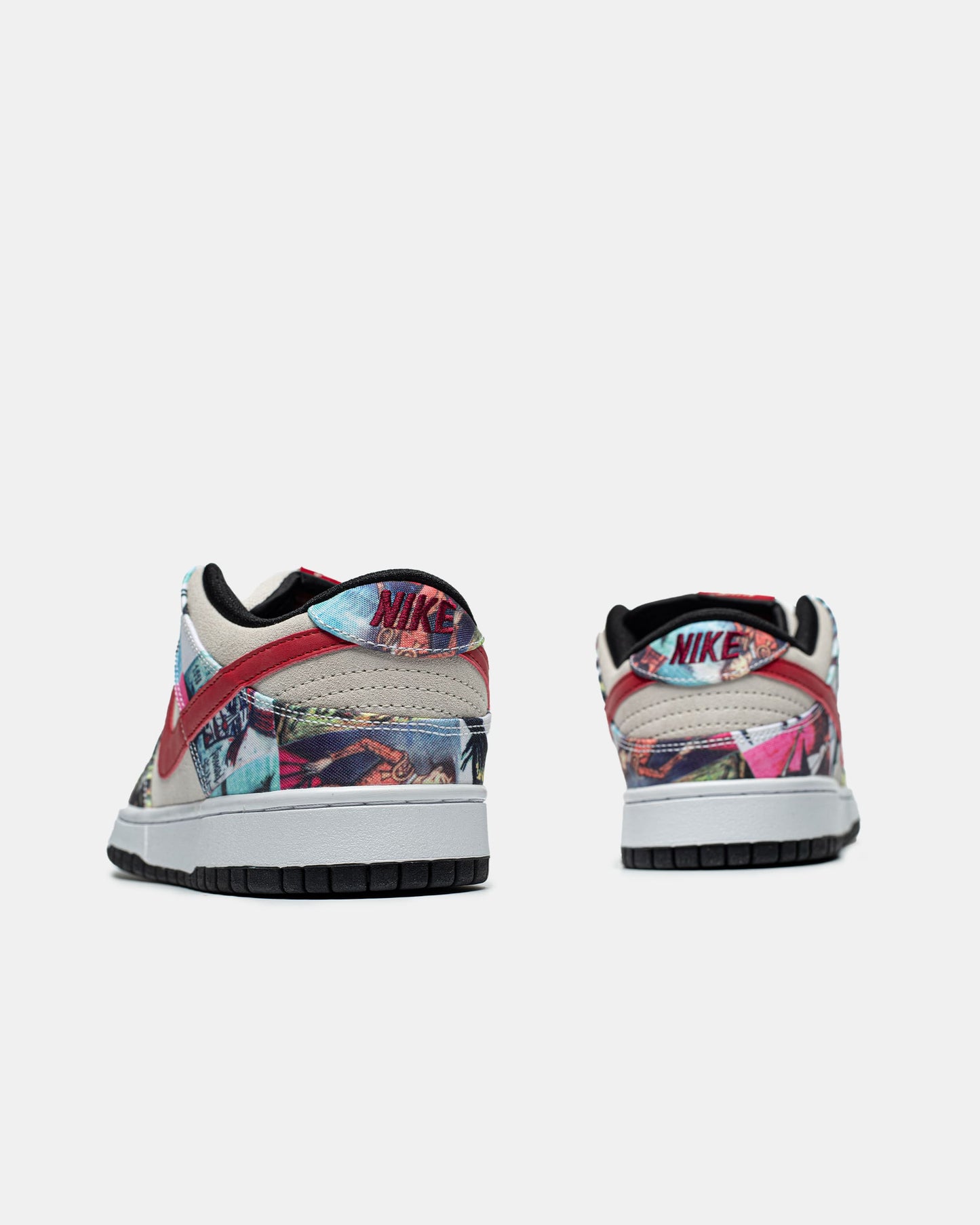 NIke SB Dunk Low Paris
