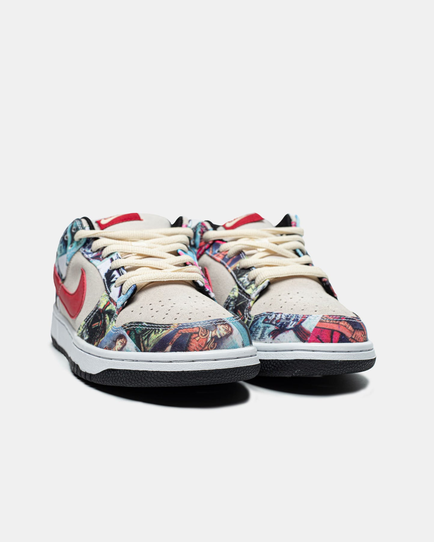 NIke SB Dunk Low Paris