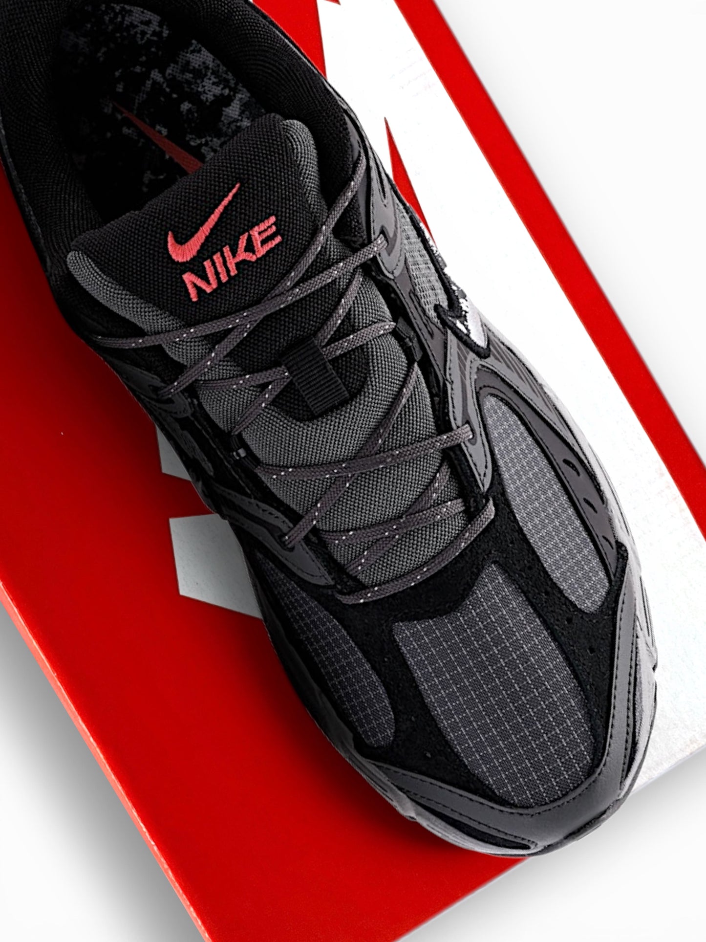 Nike V5 RNR SE Iron Grey Black