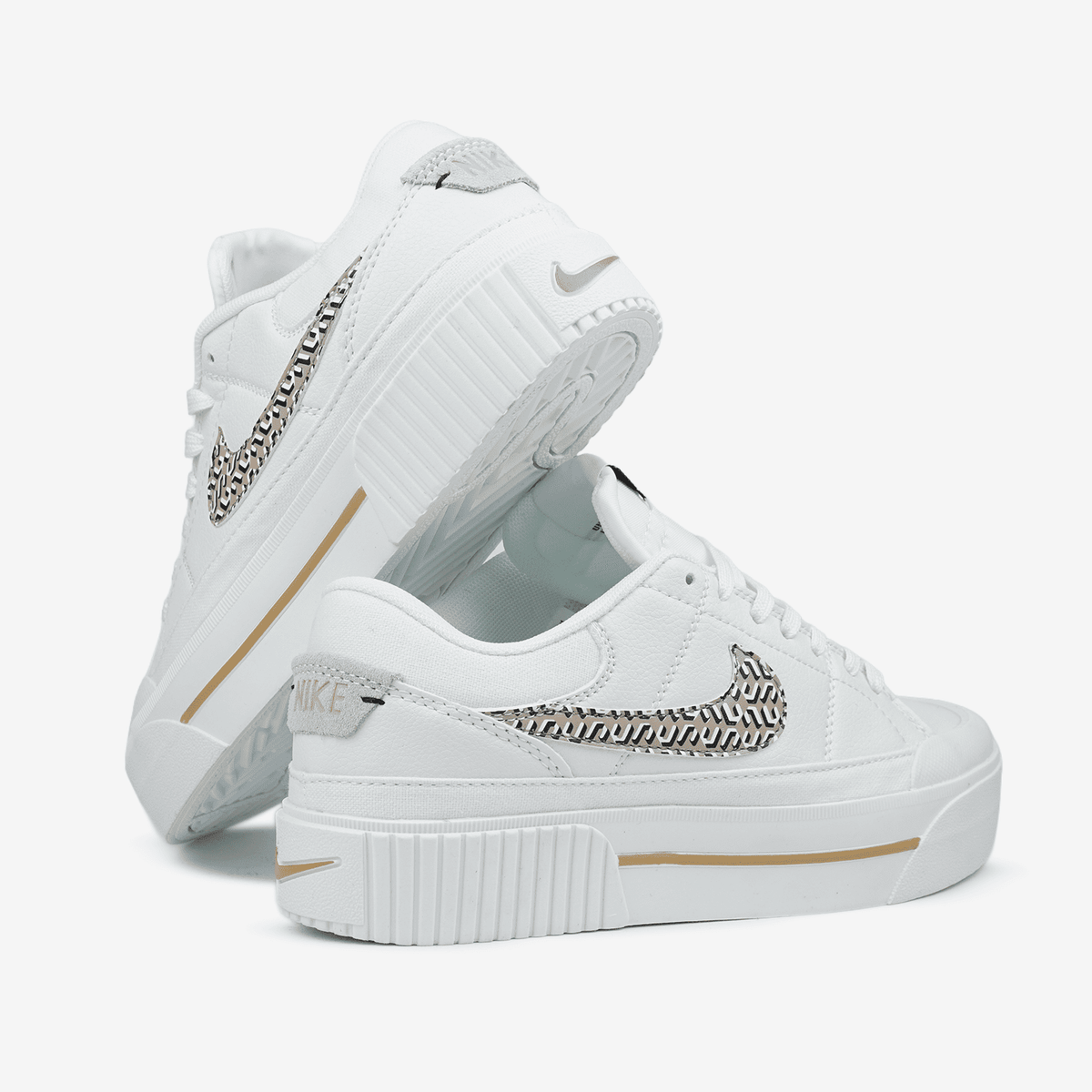 Nike Court Legacy Lift United in Victory