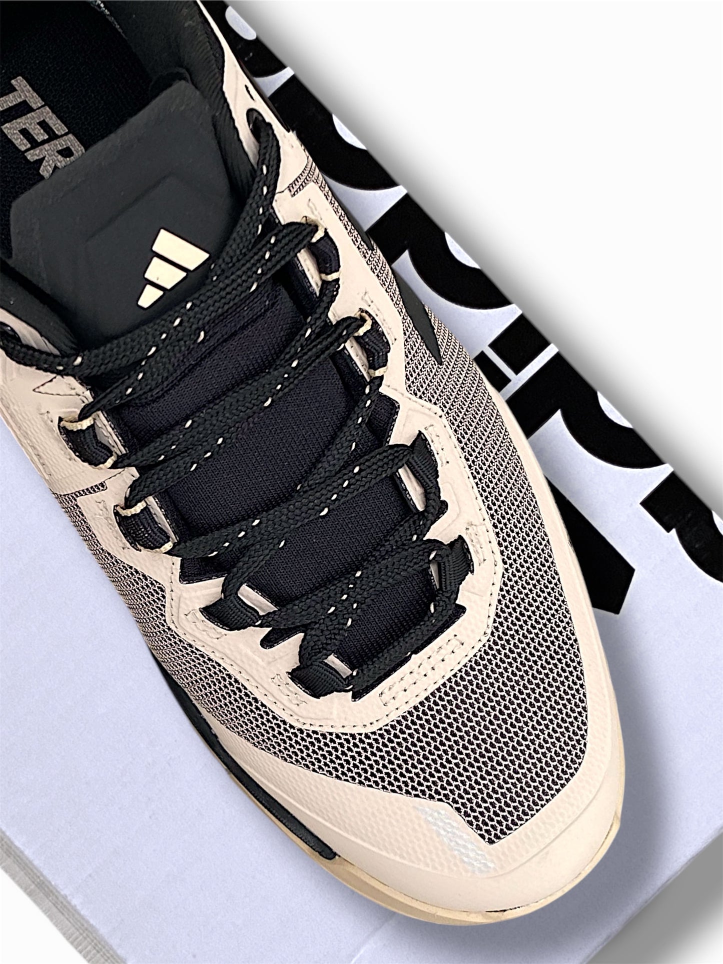 Adidas Terrex Skychaser Tech GTX Low Gore-Tex Beige Black