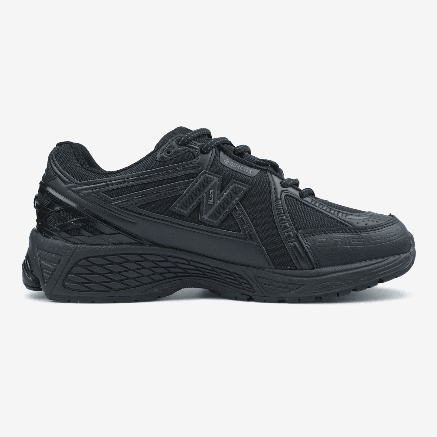 New Balance 1906R Triple Black Gore-Tex Cordura