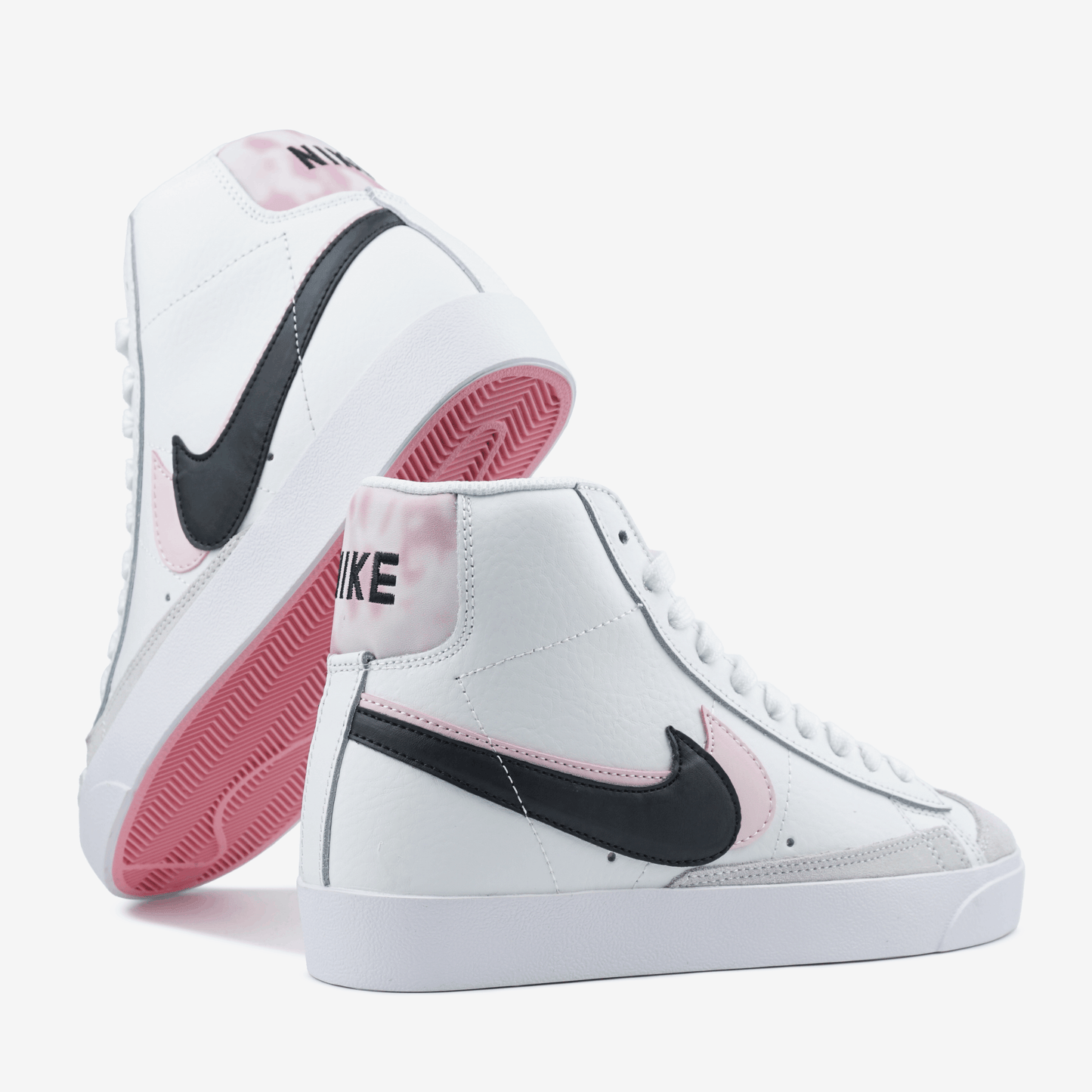 Nike Blazer High 77 SE White Black Arctic Punch