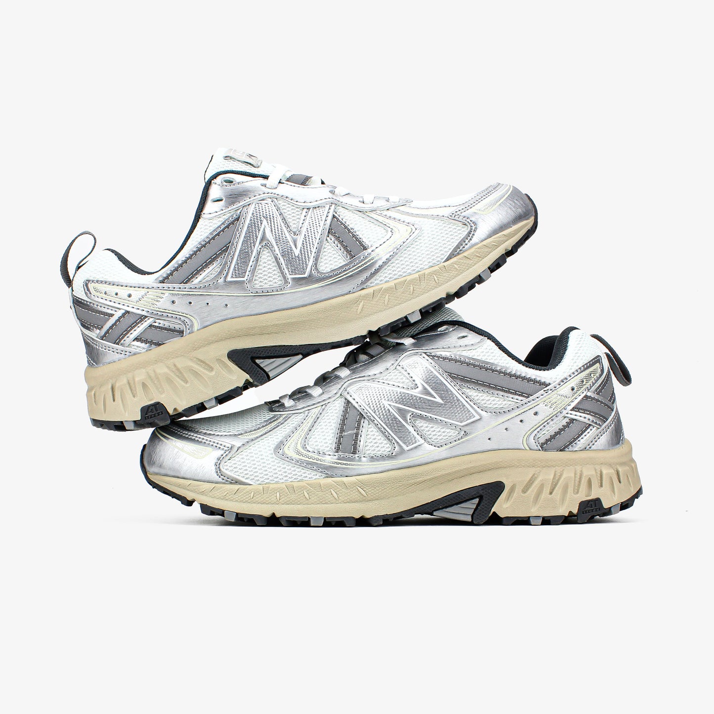 New Balance 410 V5 Silver