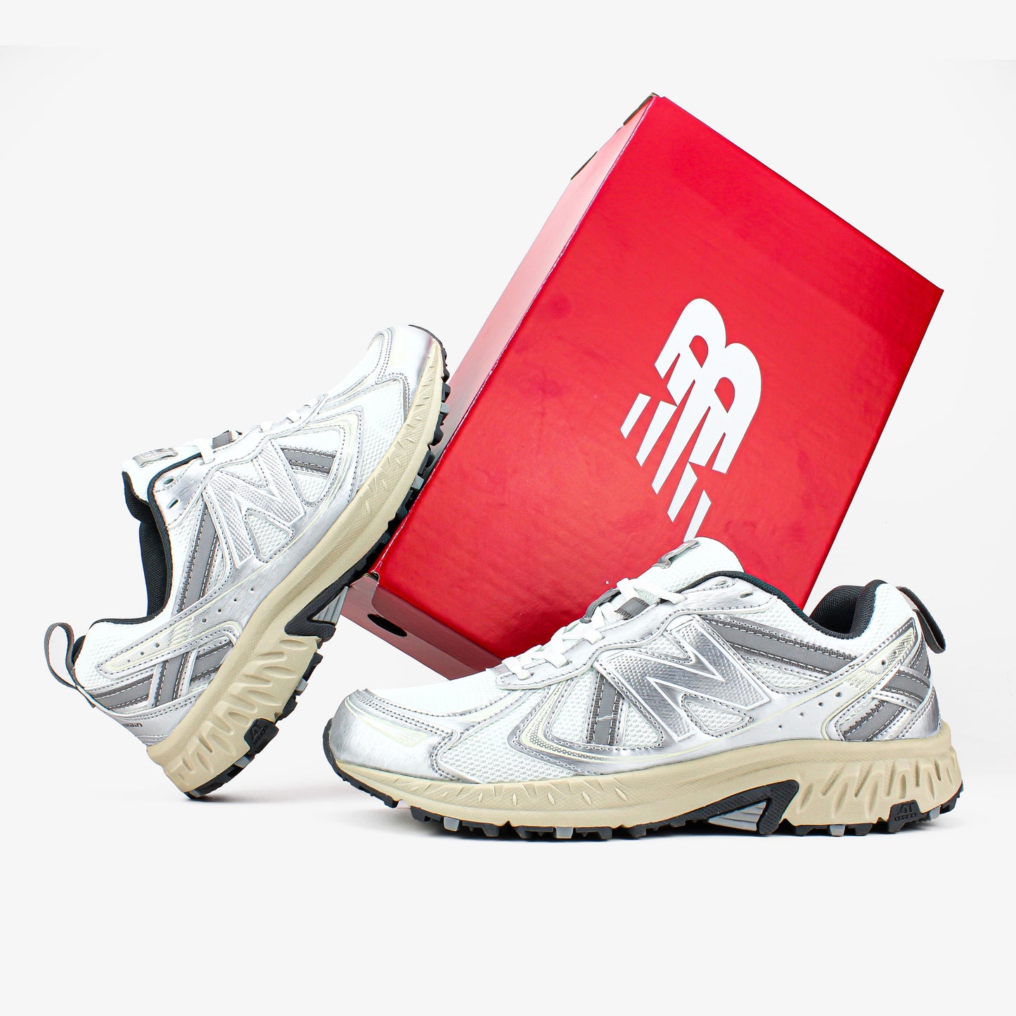New Balance 410 V5 Silver