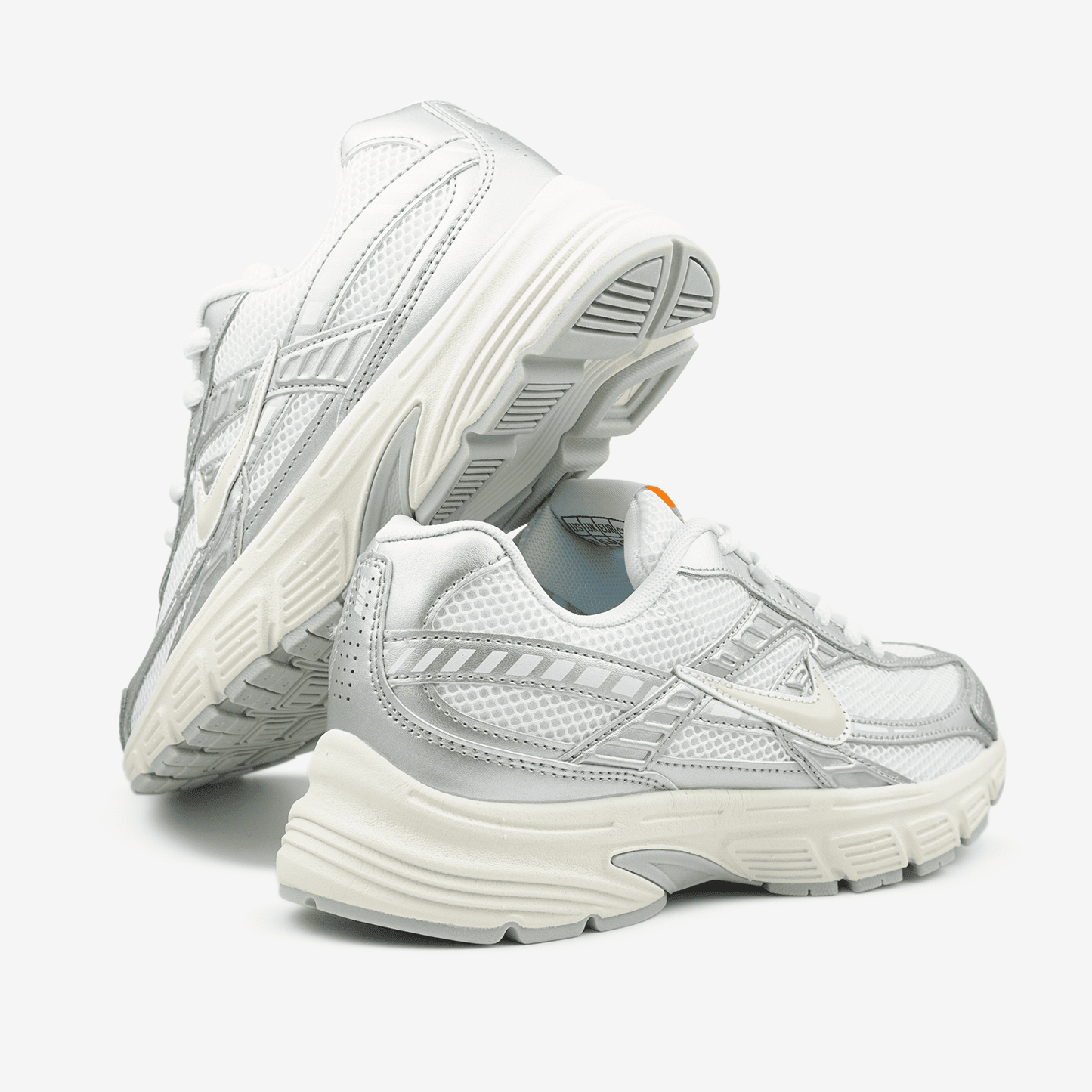 Nike Initiator Silver Beige Pink Swoosh