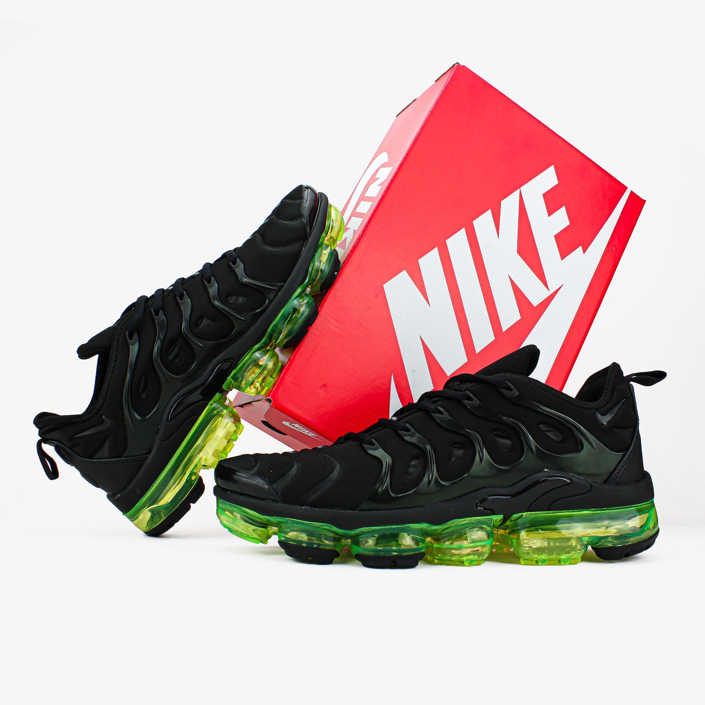 Nike Air VaporMax Plus Black Volt