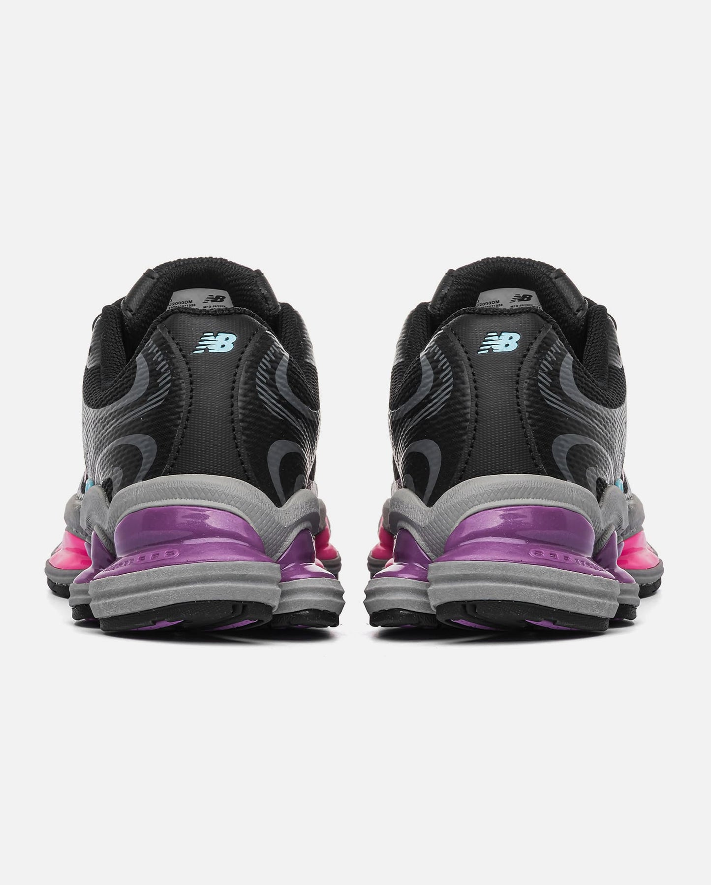 New Balance 2000 Black Pink