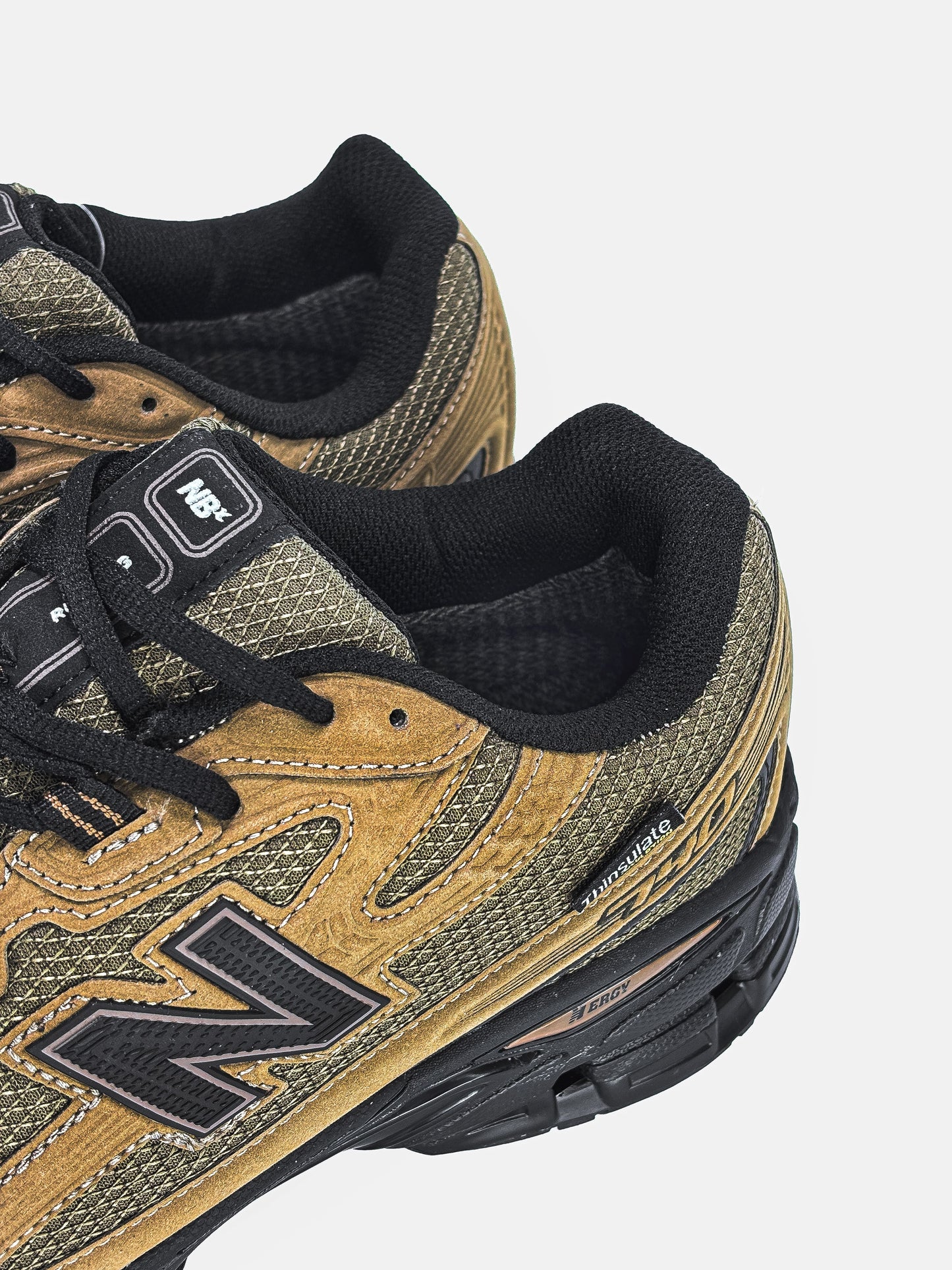 New Balance 740 Brown Termo (Великан)