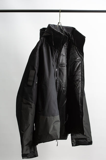 Arc’teryx System Axis Gore-Tex Black