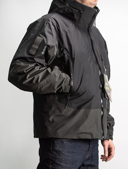 Arc’teryx System Axis Gore-Tex Black