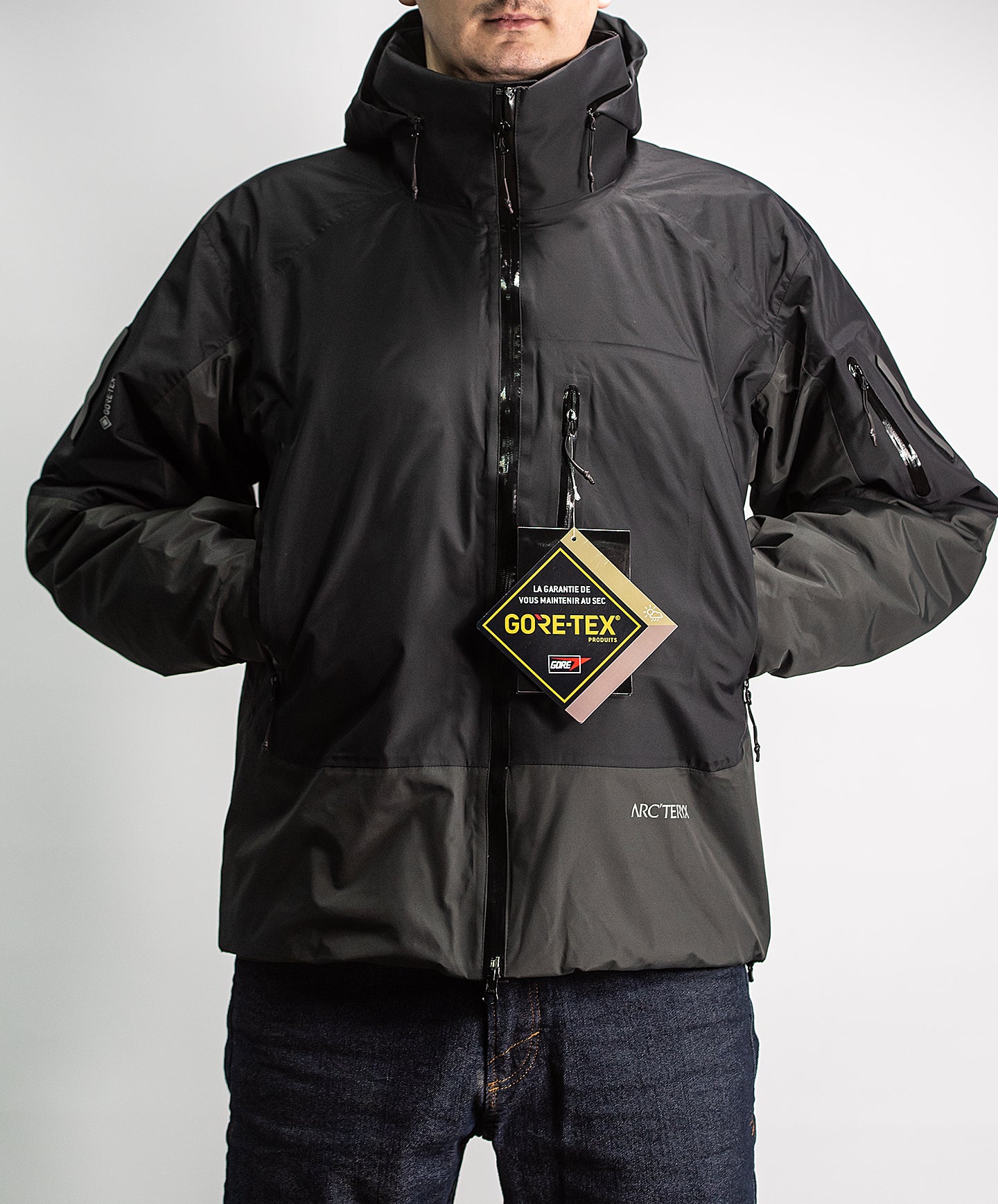 Arc’teryx System Axis Gore-Tex Black