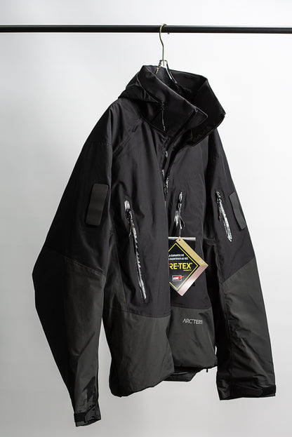 Arc’teryx System Axis Gore-Tex Black