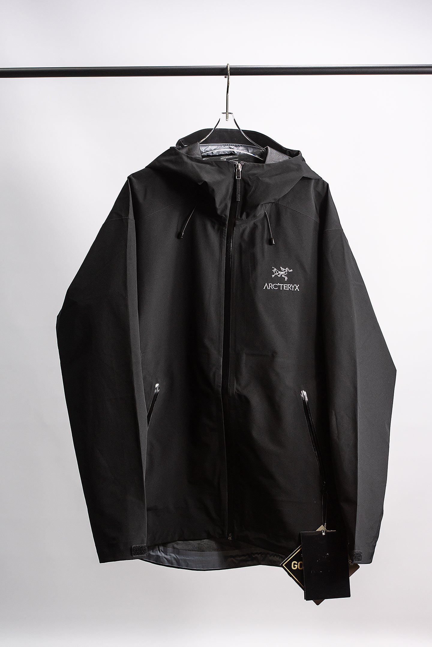 Arc’teryx Beta LT Gore-Tex Black