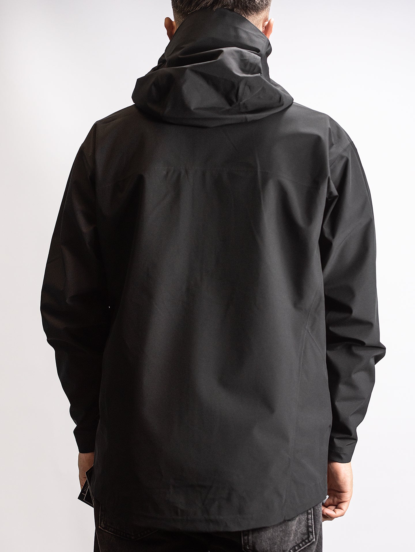 Arc’teryx Beta LT Gore-Tex Black