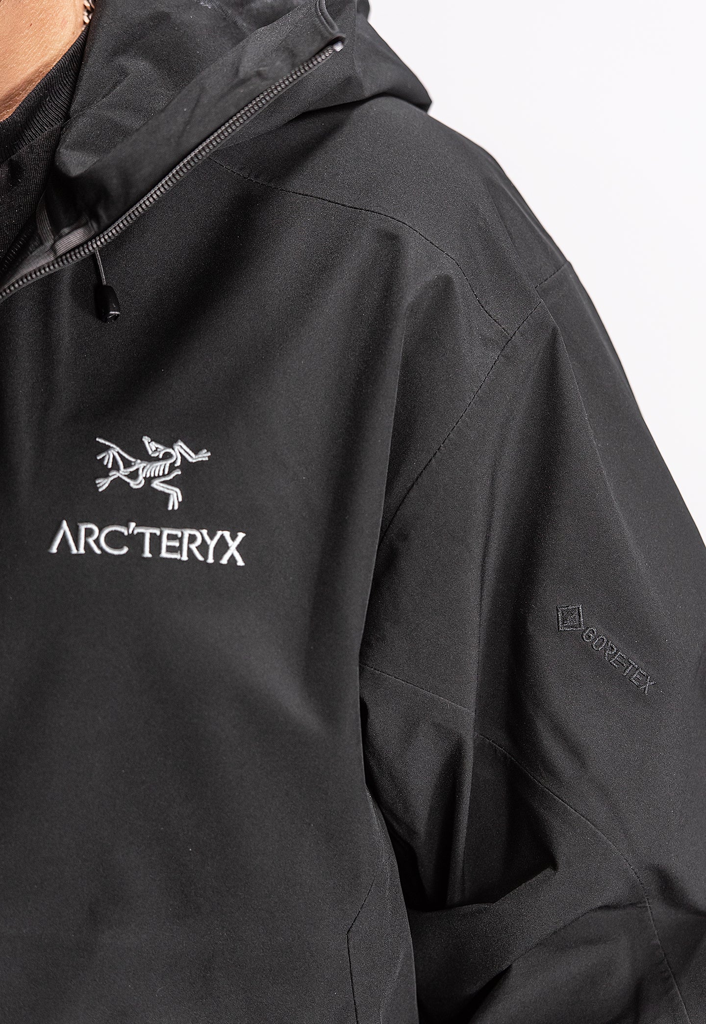 Arc’teryx Beta LT Gore-Tex Black