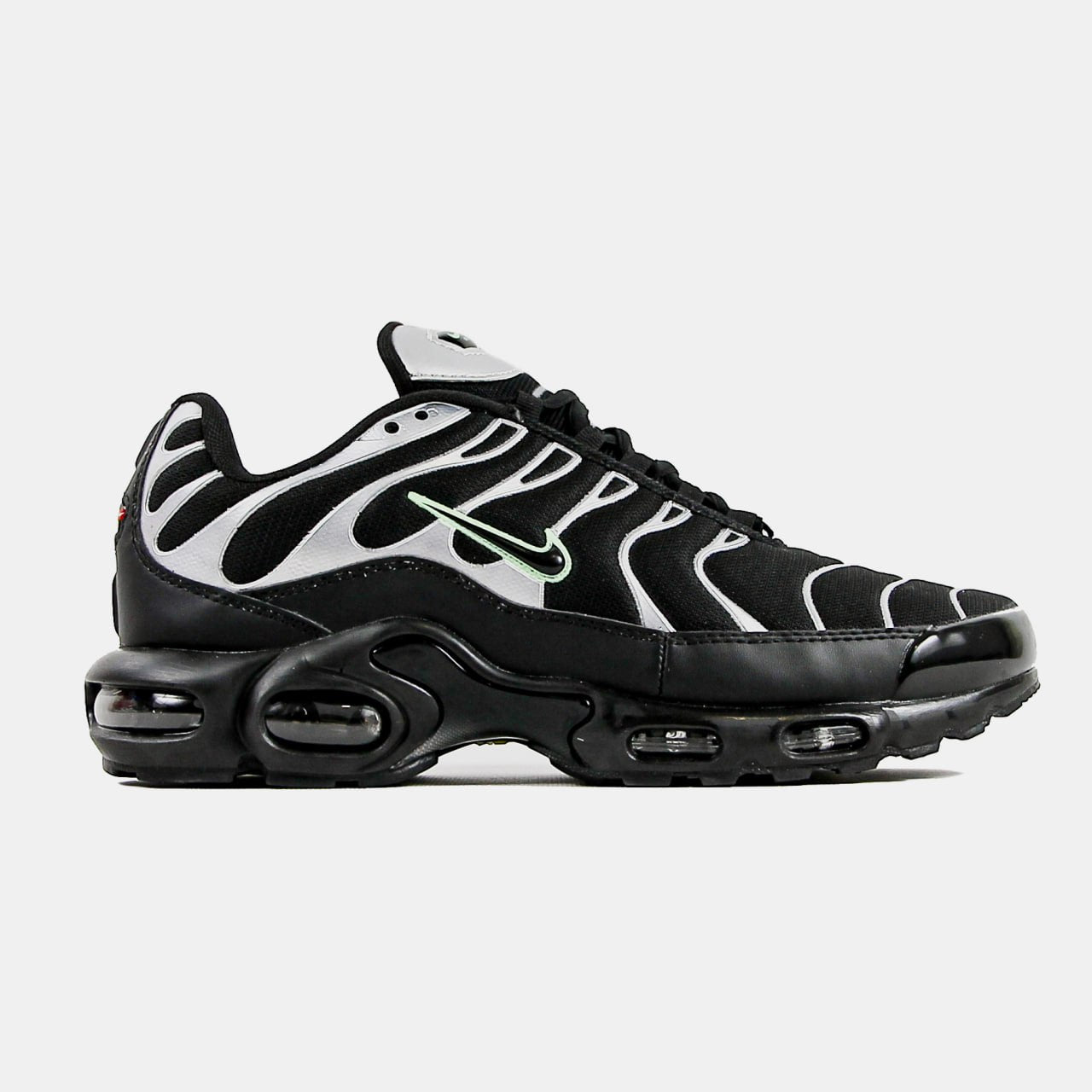 Nike Air Max TN Plus Black White