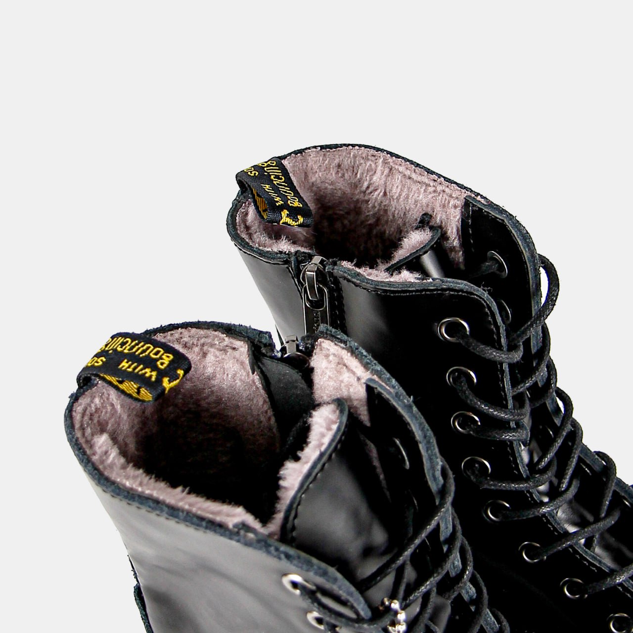 Dr. Martens Jadon Black