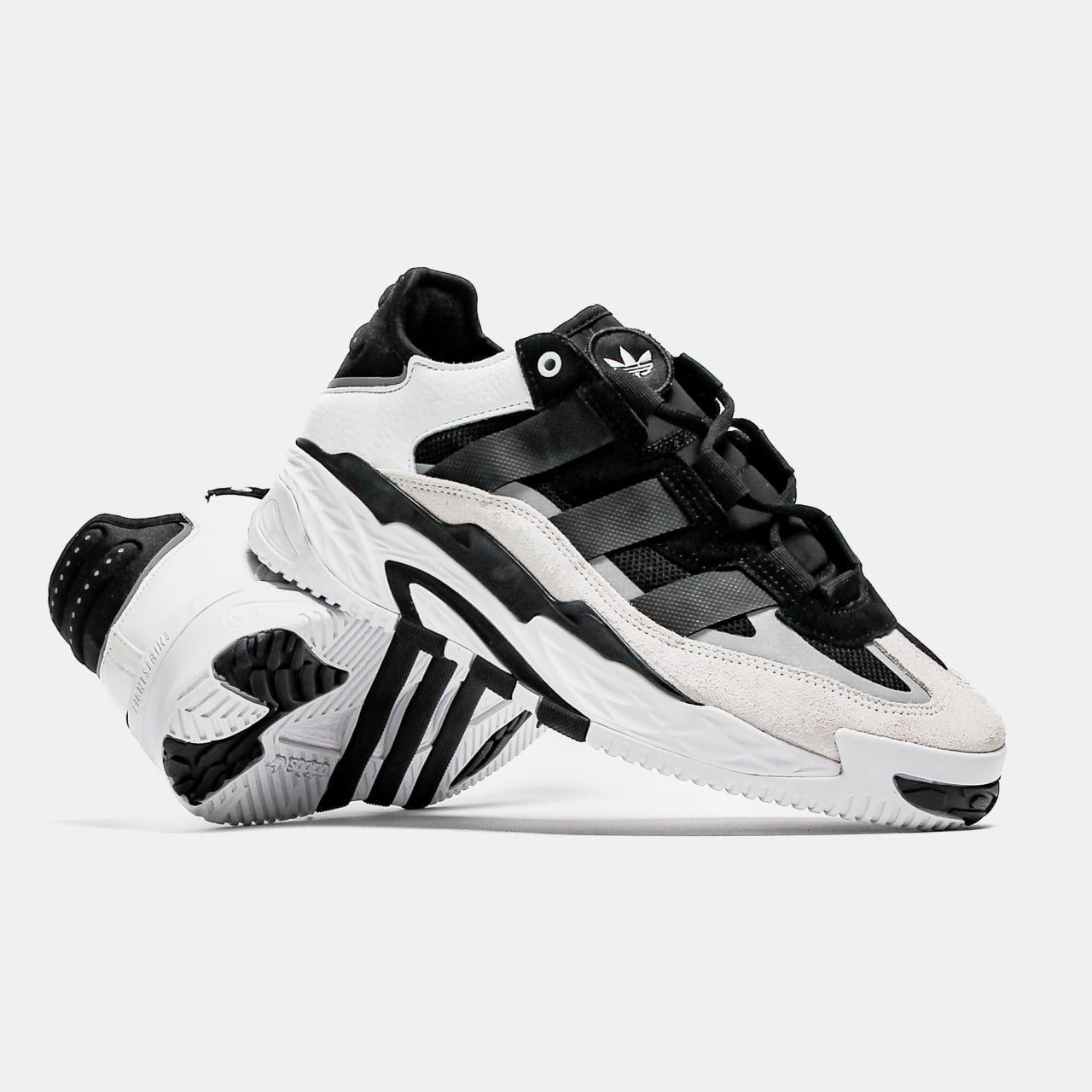 Adidas Niteball Black White