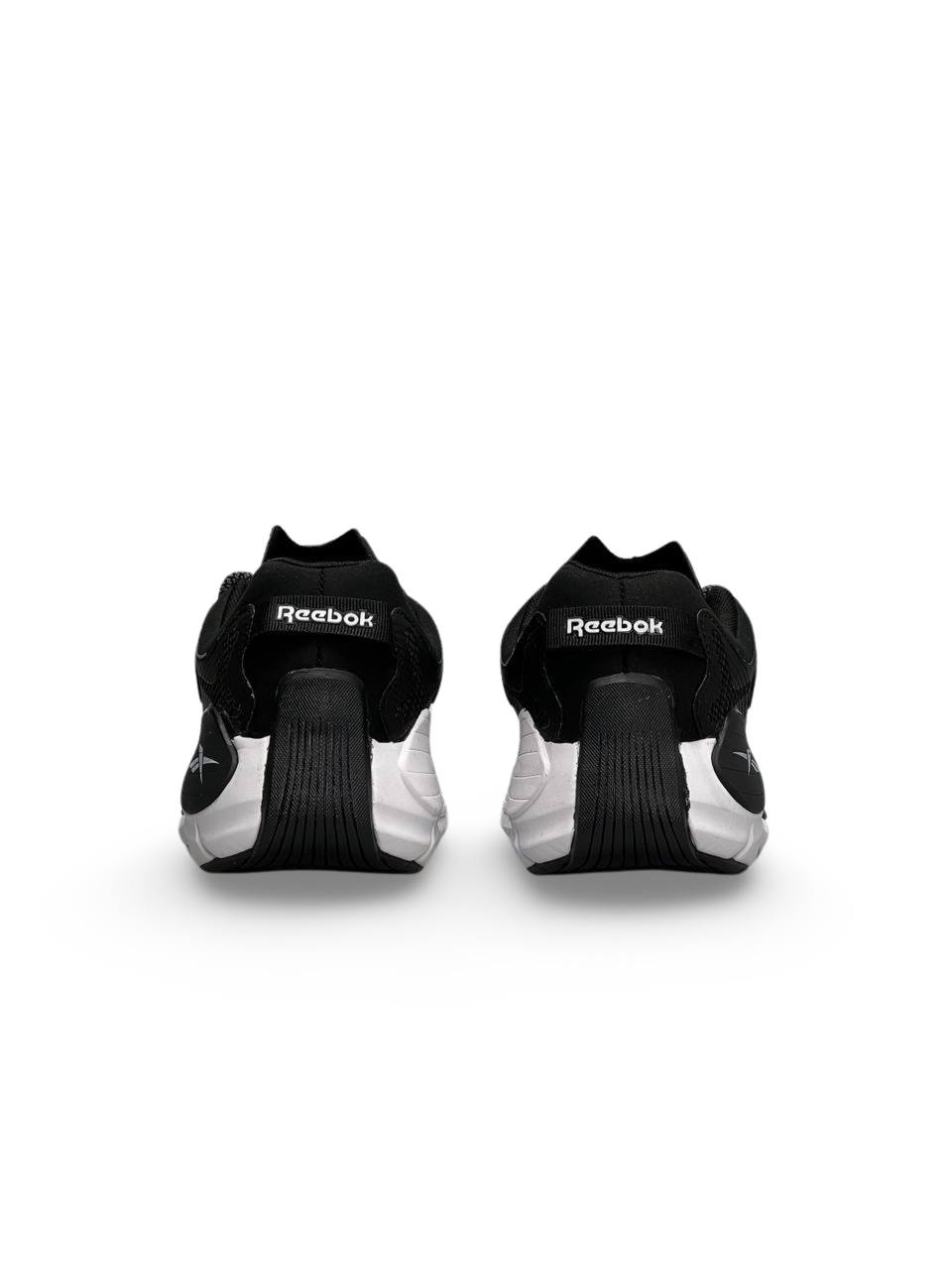 Reebok Zig Kinetica Black White