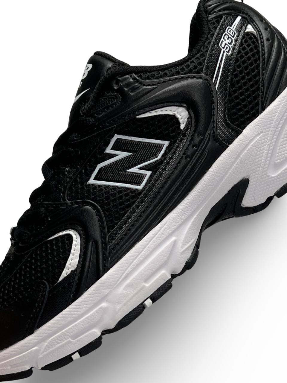 New Balance 530 Black Base White Premium