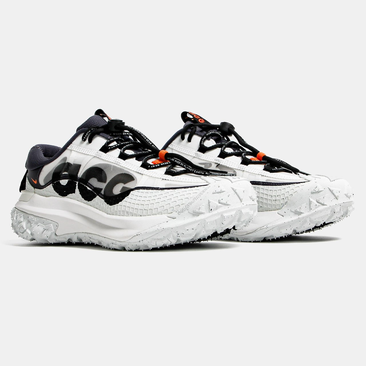 Nike ACG Mountain Fly Low 2 White