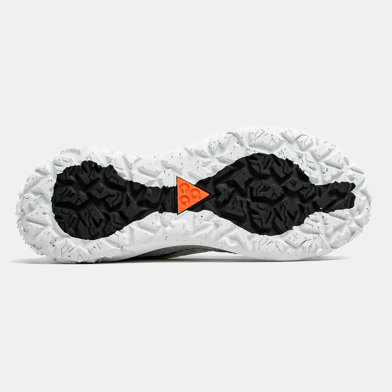 Nike ACG Mountain Fly Low 2 White