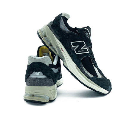 New Balance 2002R Protection Pack Black