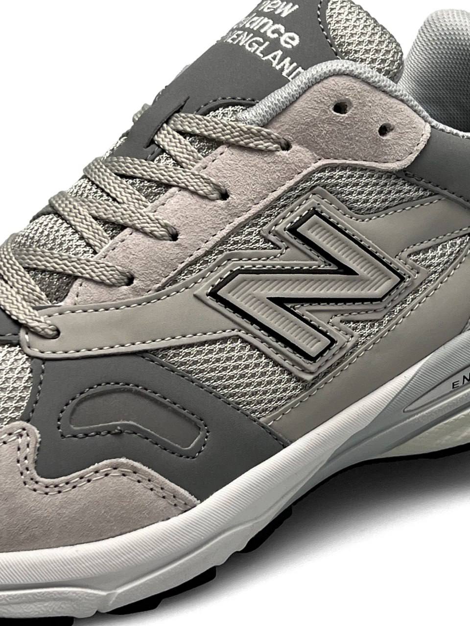 New Balance 920 Gray Beige