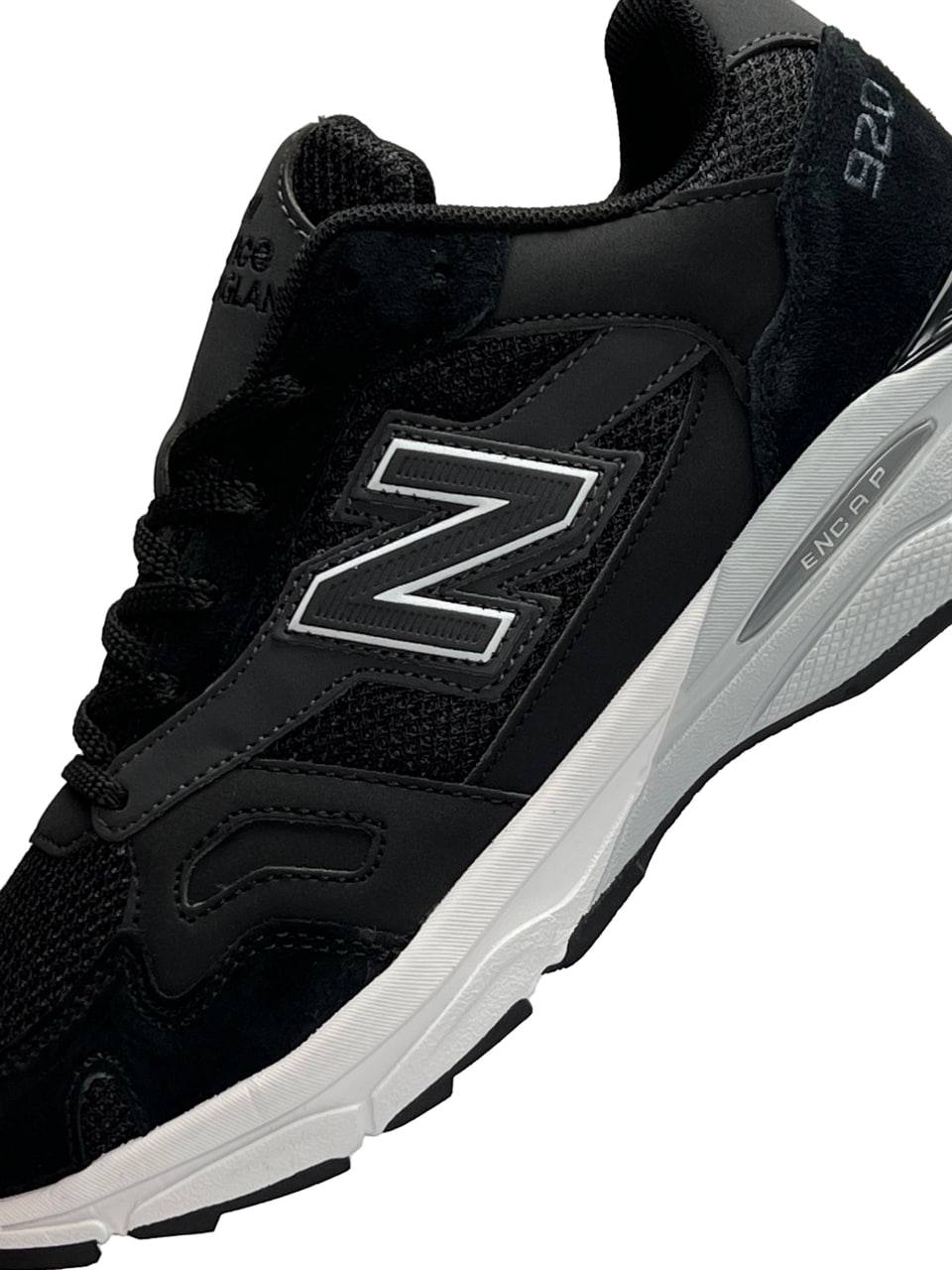 New Balance 920 Black White