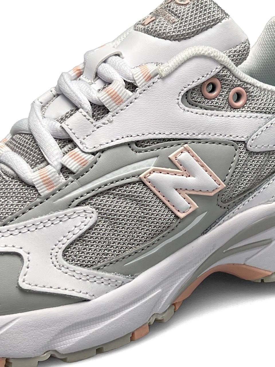 New Balance 725 White Gray Pink