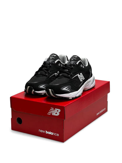 New Balance 725 Black White Silver