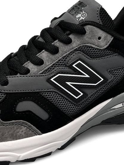 New Balance 920 Dark Gray