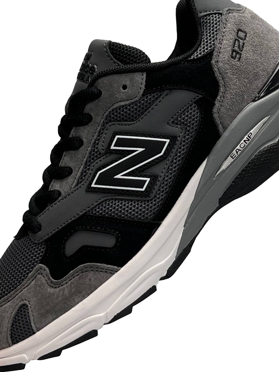 New Balance 920 Dark Gray