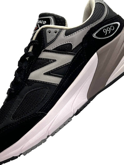 New Balance 990V6 Black White