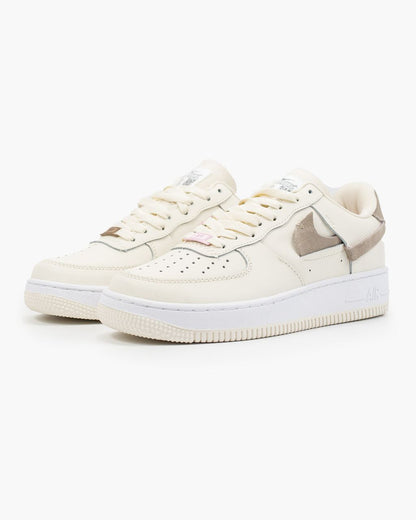 Nike Air Force 1LXX Light Orewood Brown