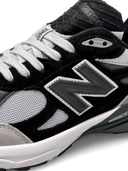 New Balance 990 v3 Gray Black