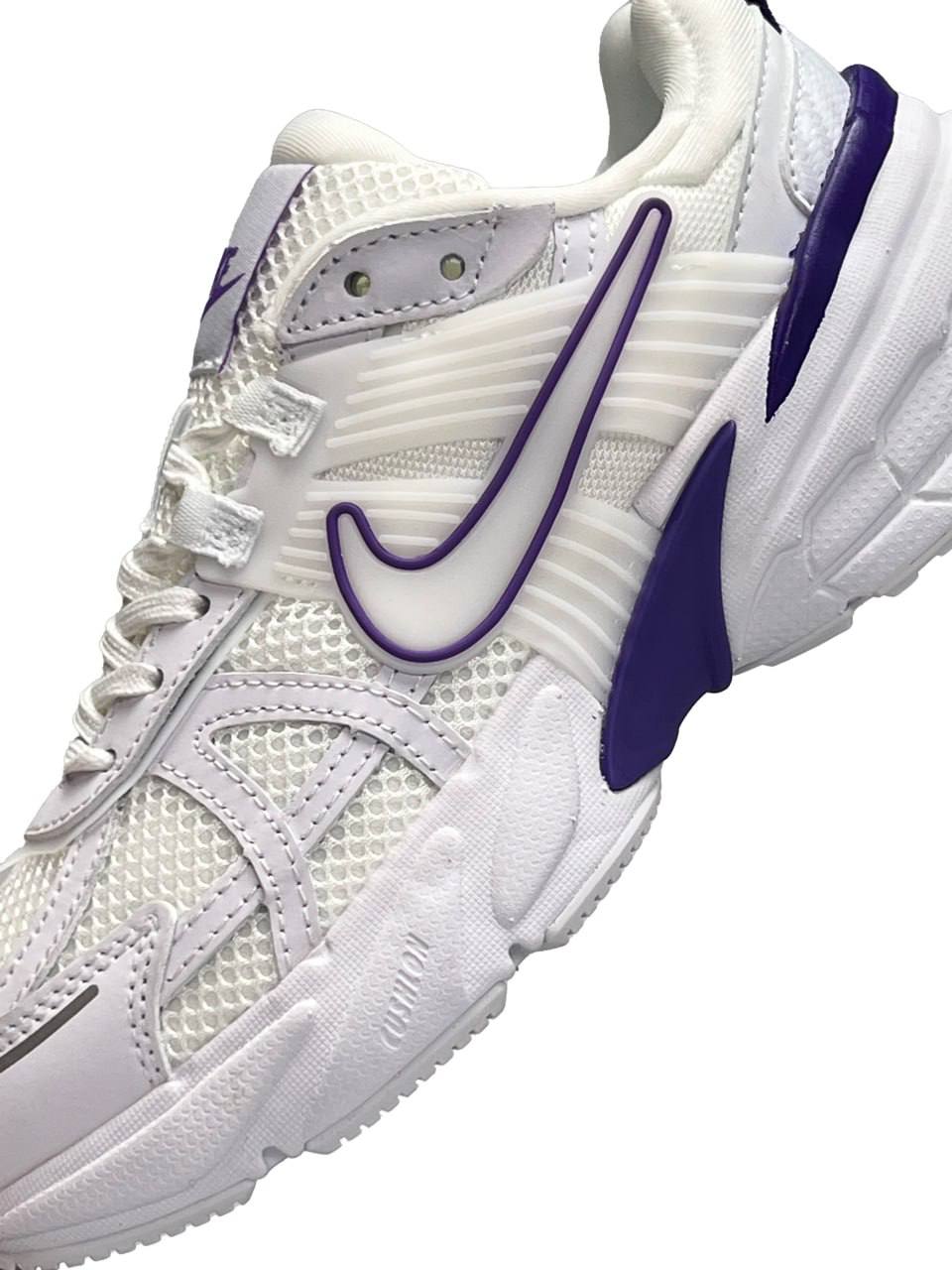 Nike Runtekk White Purple