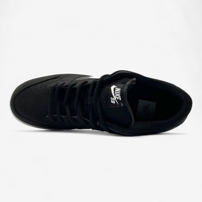 Nike SB Dunk Black Gum