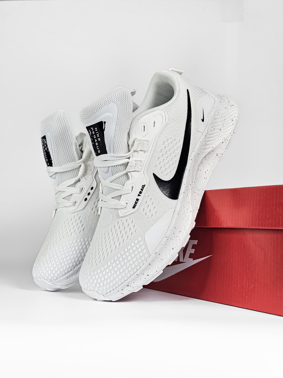 Nike Pegasus Trail 3 White