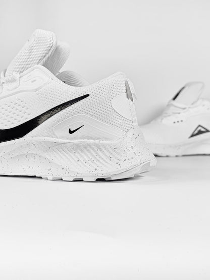 Nike Pegasus Trail 3 White